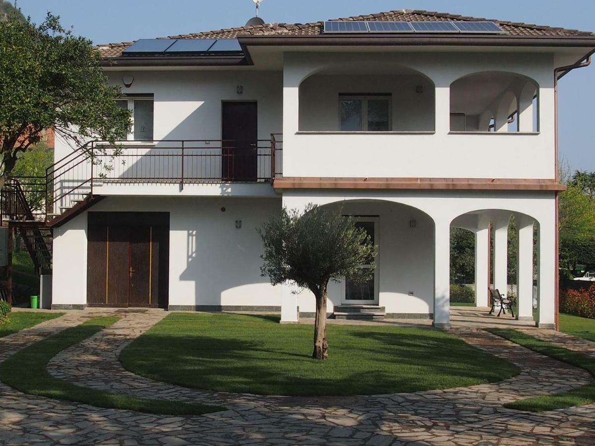 B&B Le Farfalle Onno Luaran gambar