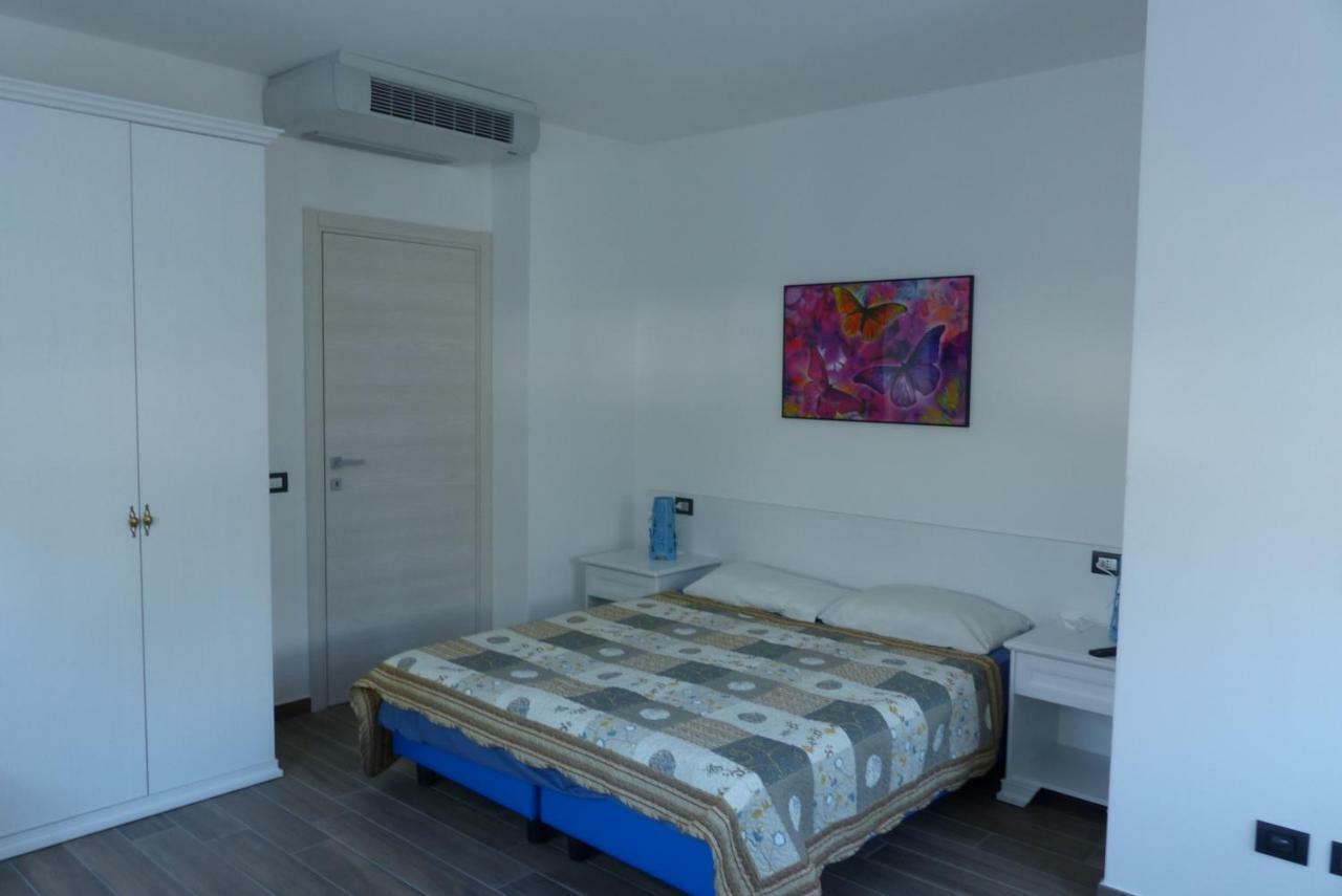 B&B Le Farfalle Onno Luaran gambar